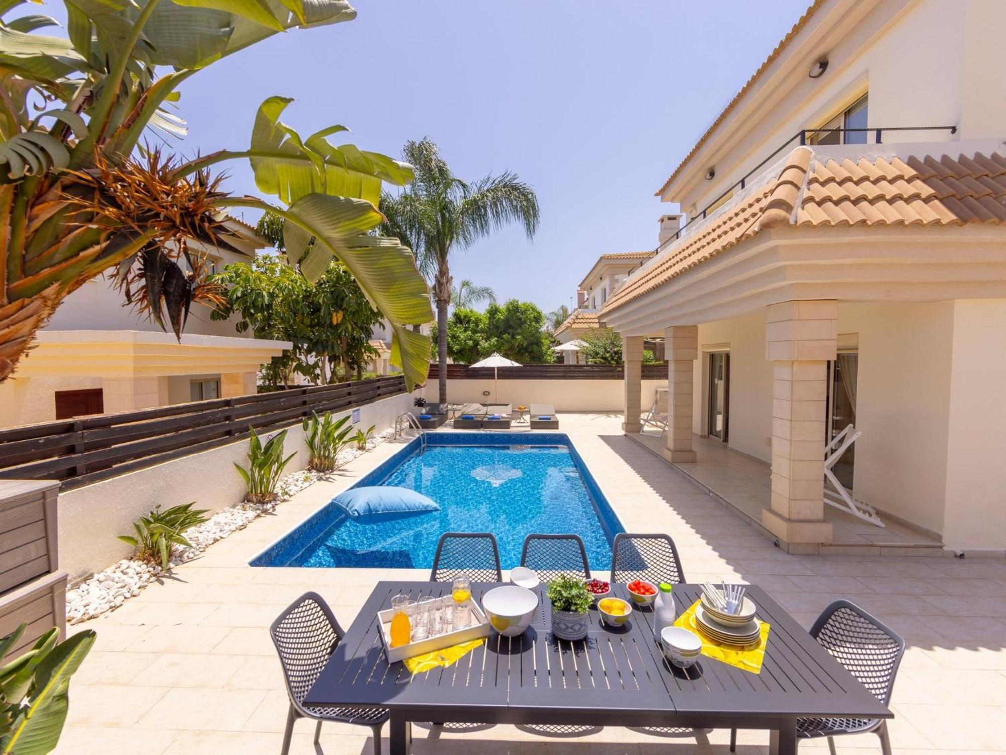 Villa Malama Паралимни Экстерьер фото