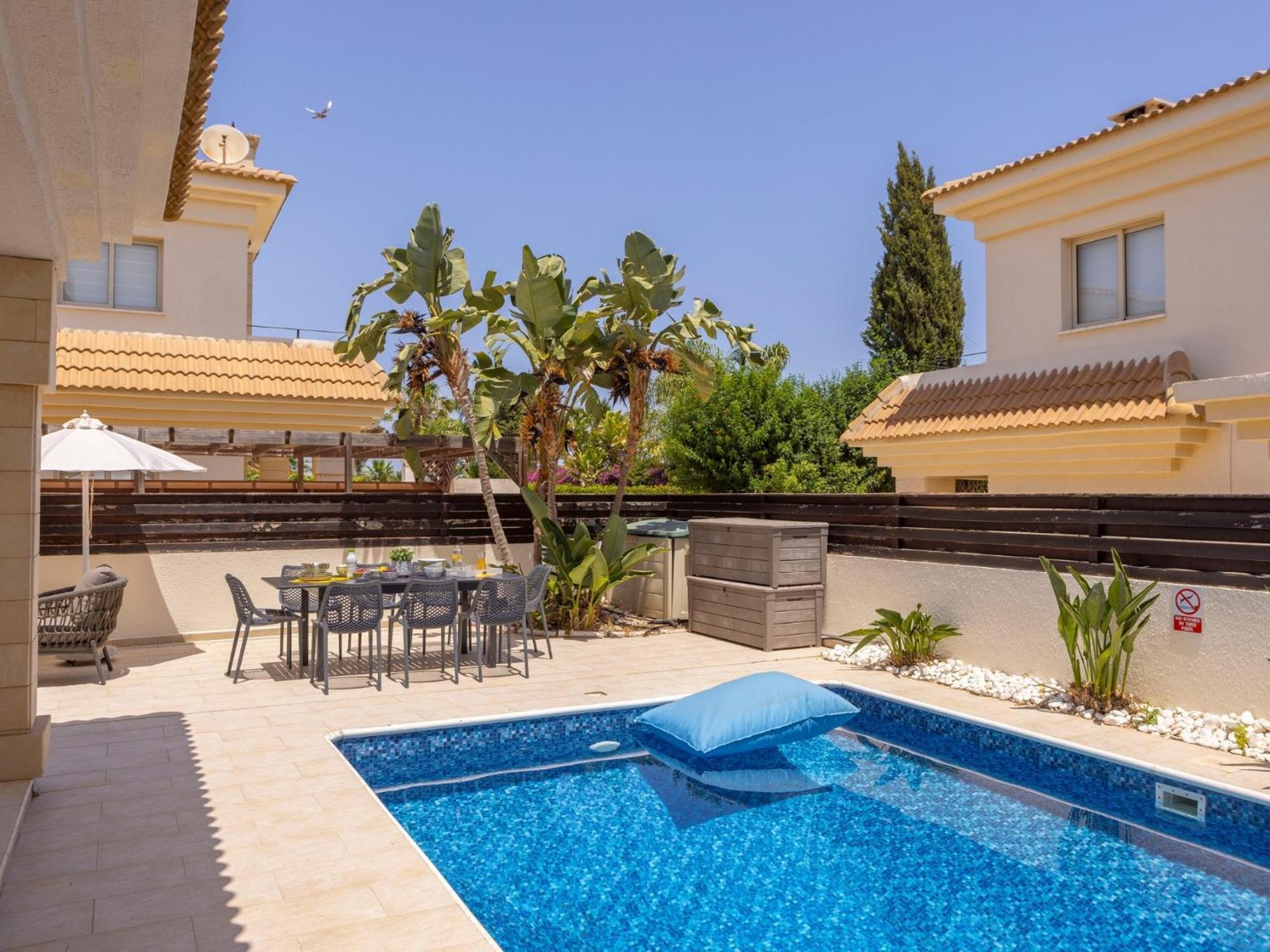 Villa Malama Паралимни Экстерьер фото