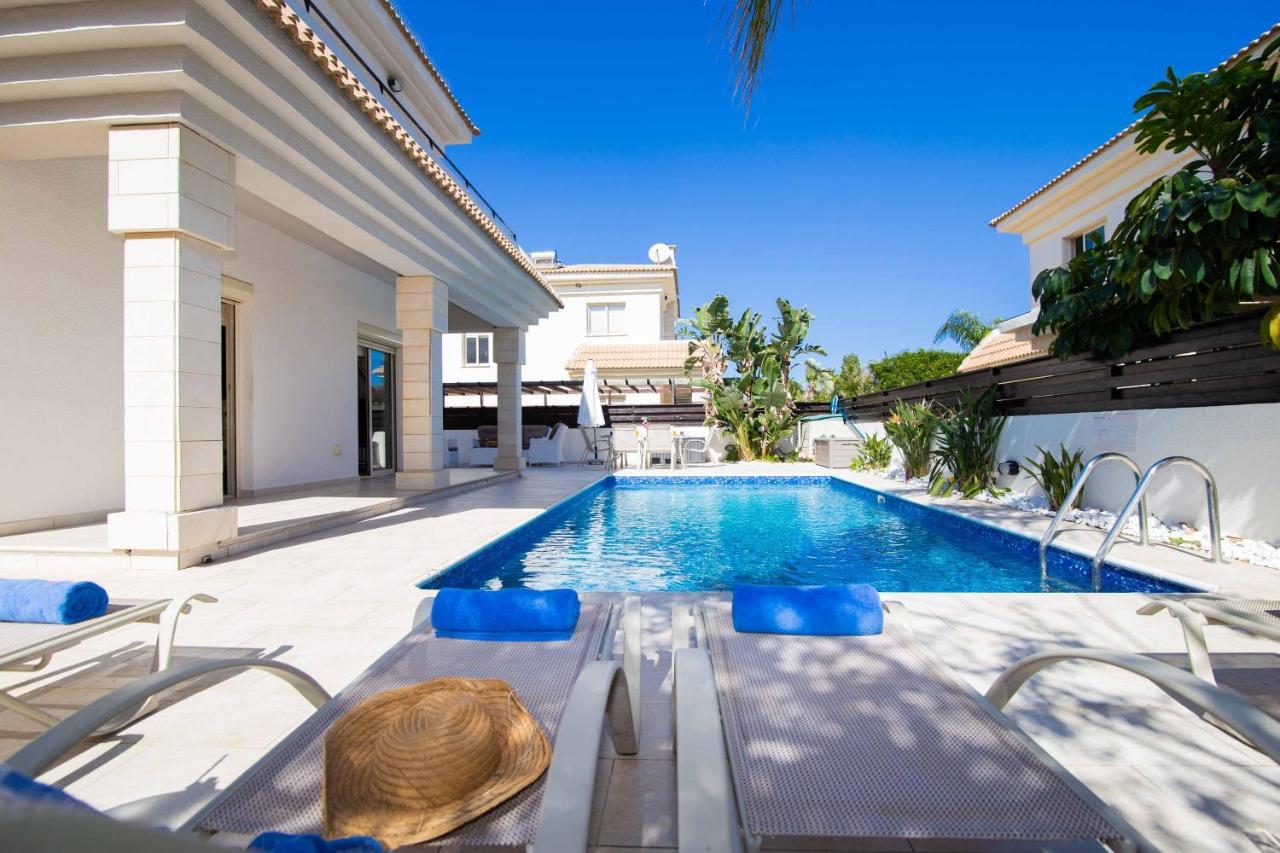 Villa Malama Паралимни Экстерьер фото